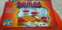 Juego de damas, en caja